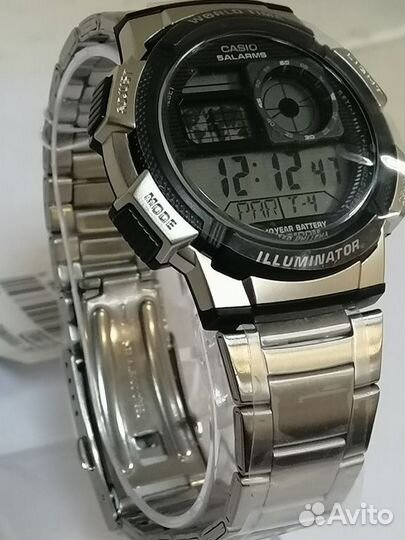 Часы Casio AE-1000WD-1A