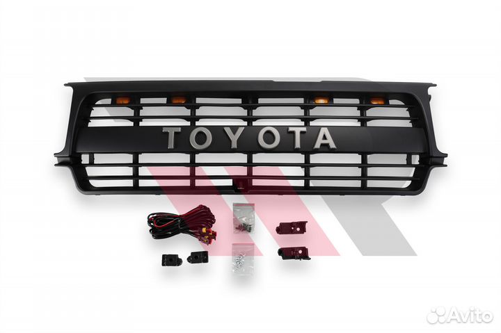 Решетка радиатора Toyota Land Cruiser 80 Подсветка