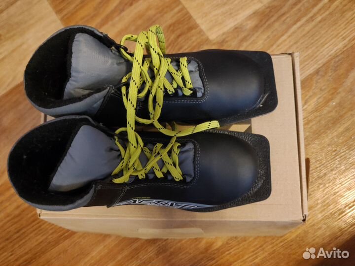 Лыжные ботинки 34 размер