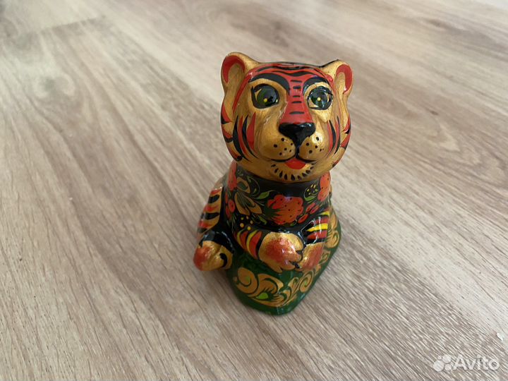 Статуэтка тигр