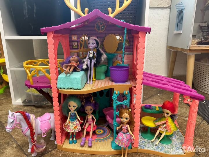 Куклы и домик энчантималс