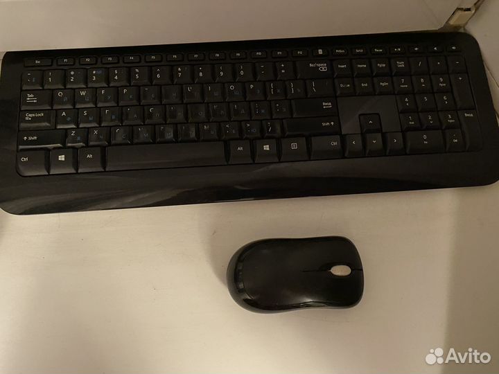 Беспроводная мышь и клавиатура Microsoft