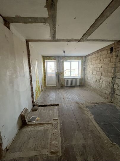 1-к. квартира, 43 м², 1/2 эт.