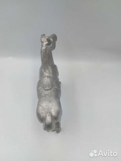 Редкая статуэтка 