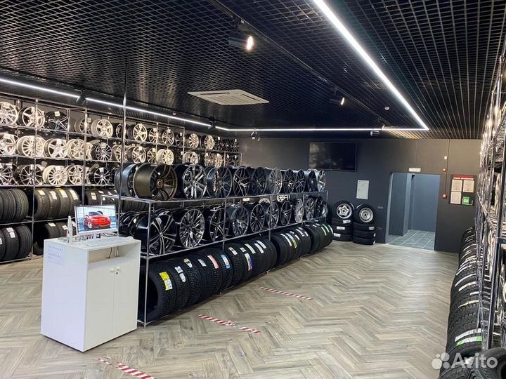 Windforce Catchfors UHP Pro 245/40 R19