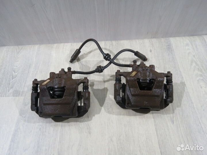 Суппорт передний Chevrolet Cruze