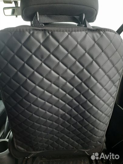 Защитная накидка (незапинайка) на спинку авто