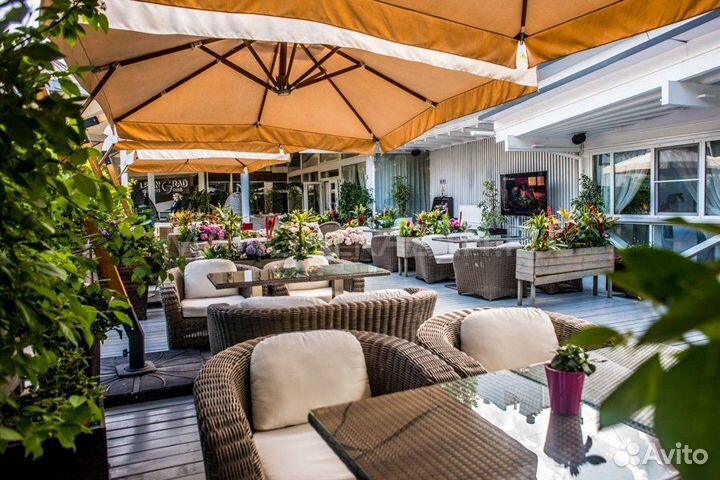 Уличный зонт для кафе оптом