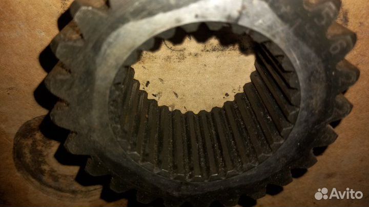 Шестерня вторичного вала Volvo