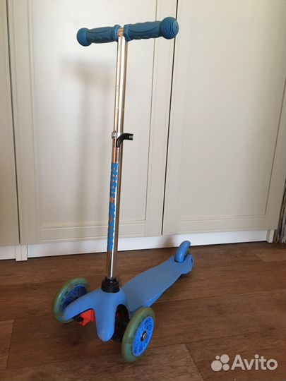 Самокат детский трехколесный