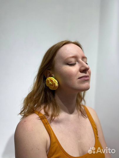 Серьги цветы (желтые фото1 или оранжевые фото2)