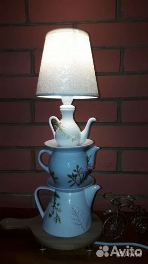 Лампа настольная 
