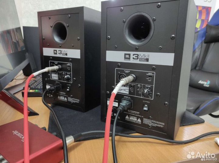 Студийные мониторы jbl 305 mk2