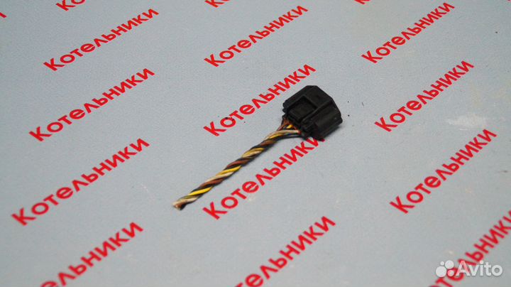 Nissan 16119-ED00D Разъём дроссельной заслонки