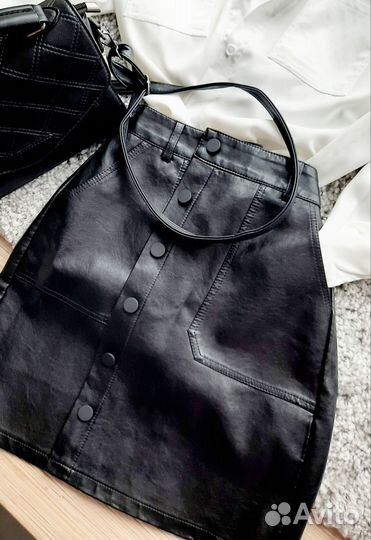 Юбка кожаная новая