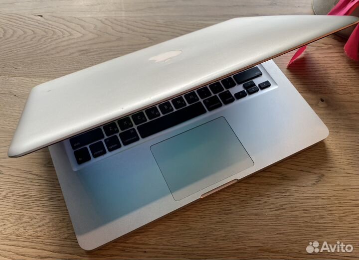 Macbook pro 13 2012 i5 256GB SSD