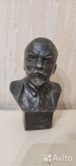 Бюст ленина и высоцкого