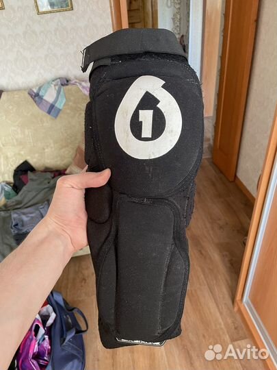 Наколенники