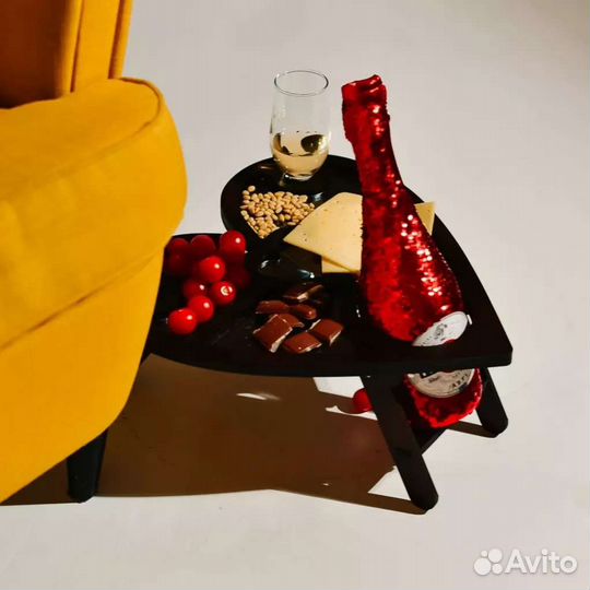 Винный столик винница