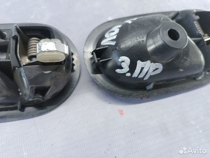 Ручка правой двери внутренняя Renault Logan 2