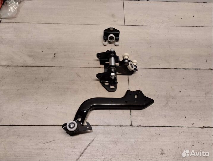 Ролик сдвижной двери mercedes sprinter w906