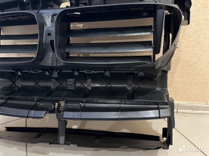 Воздуховод радиатора BMW F10 новый бмв Ф10