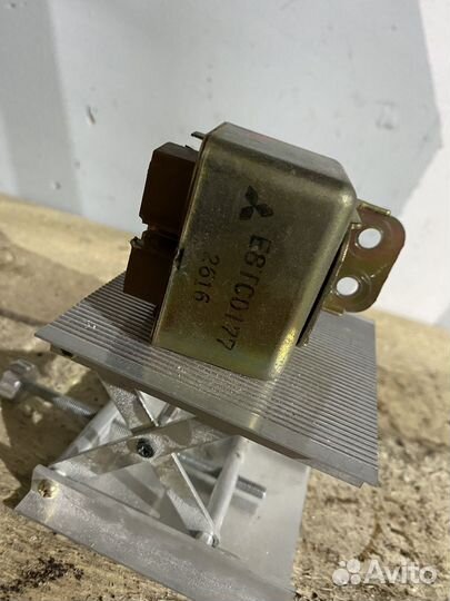 Реле бензонасоса mitsubishi