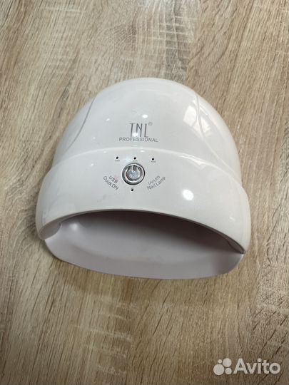 UV/LED лампа для маникюра