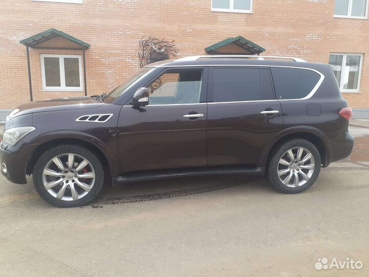 Infiniti QX56 5.6 AT, 2012, 200 000 км