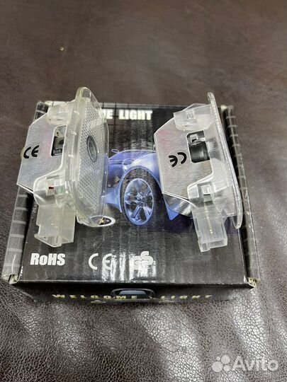 Проекция двери с логотипом mercedes W221 W216