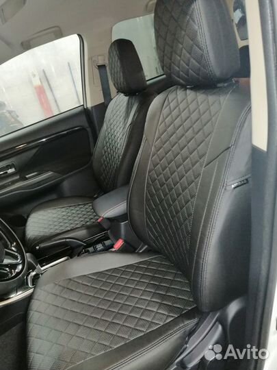 Чехлы Mitsubishi Outlander Экокожа ромб Автопилот