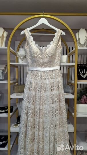Свадебное платье 42 размер