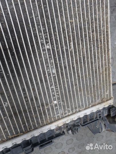 Радиатор охлаждения двигателя Subaru Tribeca (B9), 2009