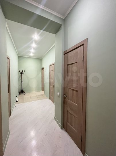 2-к. квартира, 81 м², 4/5 эт.