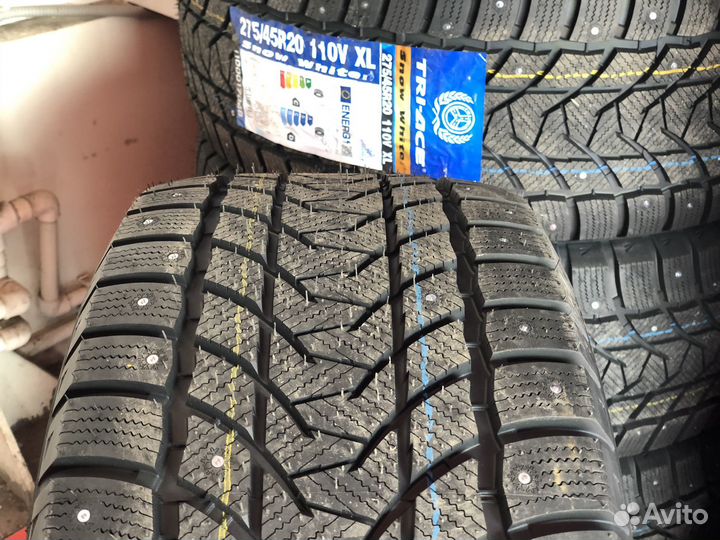 Tri Ace Snow White II 275/45 R20 110V