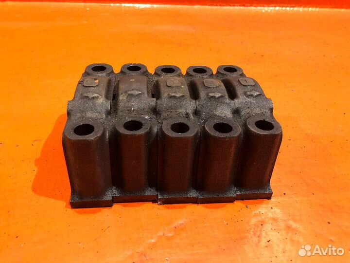 Бугель коленвала toyota hiace RZH*/KZH*/LH*