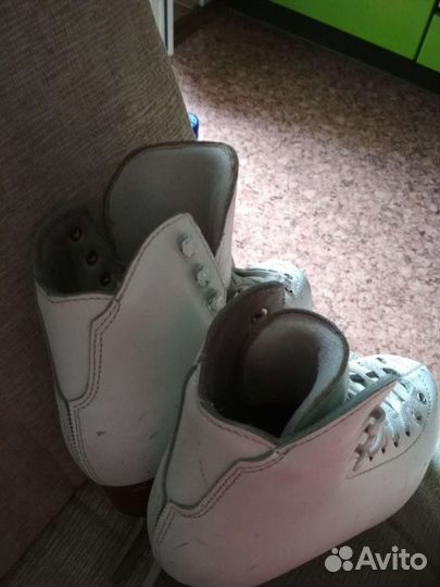 Фигурные коньки risport