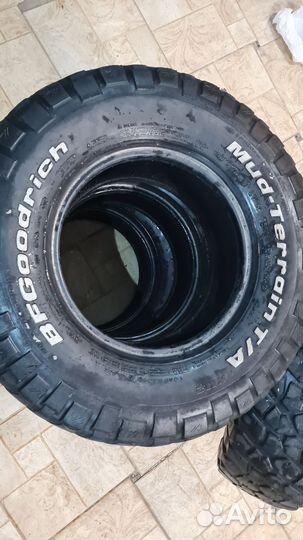 Bfgoodrich Mud-Terrain T/A KM2 285/75 R16