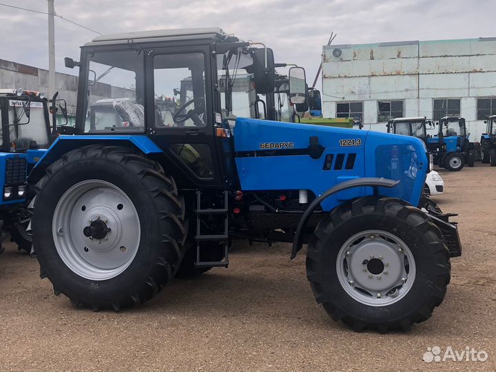 Трактор МТЗ (Беларус) 1221.3, 2023
