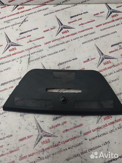 Сетка панели w204 Mercedes центральная