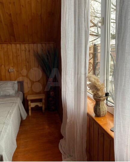 Комната 70 м², 2/2 эт.