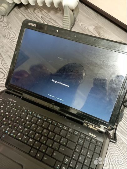 Ноутбук asus
