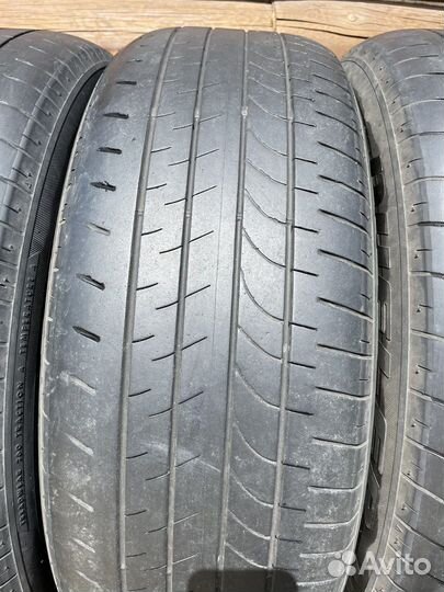 Bridgestone Dueler H/L 33A 235/55 R20 102V