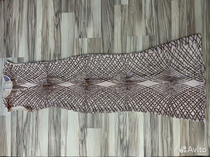 Вечернее платье в пол