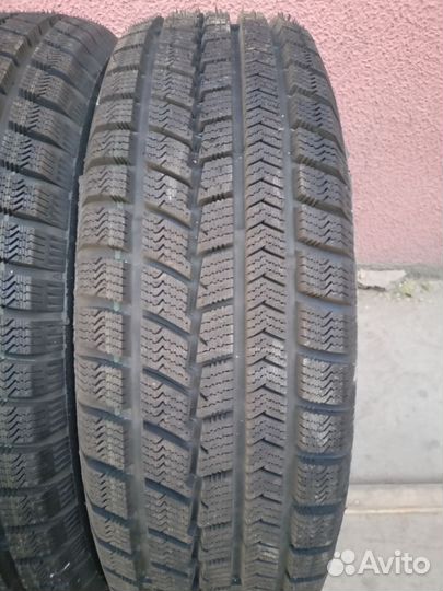 Sunfull SF988 175/65 R14