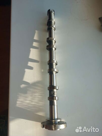 Вал распределительный выпускной