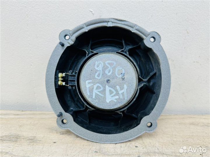 Динамик передний правый Genesis G80 2016-2020