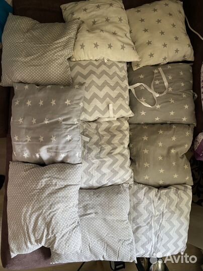 Детская кровать с маятником