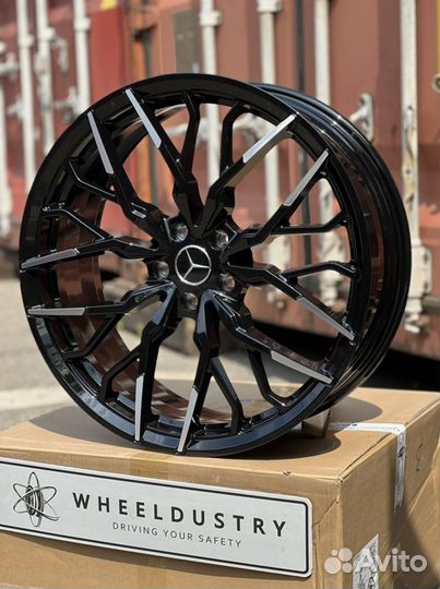 Кованые диски GLS 167 Mercedes AMG R22