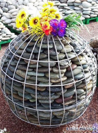 Садовая каркасная металлическая фигура